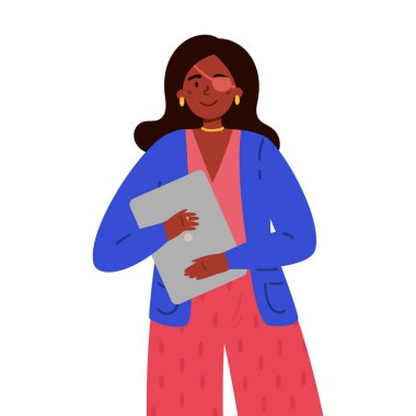 Elinde dizüstü bilgisayar tutan engelli kör bir kadın.