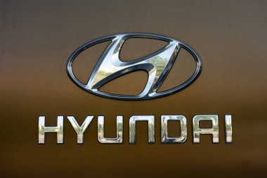 Kharkiv, Ukrayna, Temmuz, 2019 Hyundai logo işareti oto bayi tr