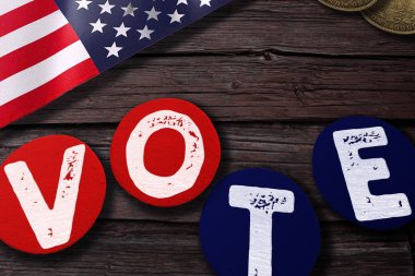 Oyları birleştirmek için harfleri olan klasik etiketli Amerikan ulusal sembolleri