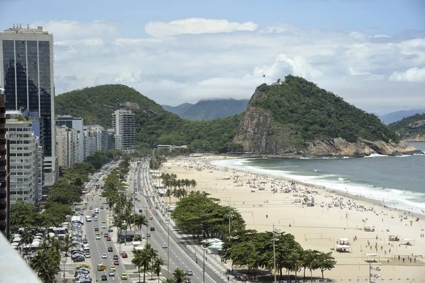 Пляж Копакабана Леме Рио Жанейро Бразилия Пасмурный День Фоне Форта — стоковое фото