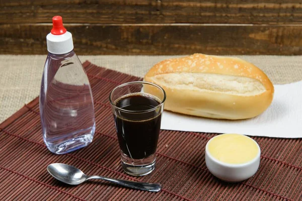 Бразильський Сніданок Кавою Хлібом Маслом — стокове фото