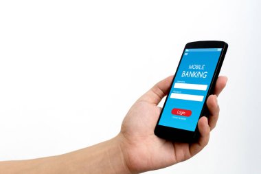 Erkek, cep telefonu kullanıyor. Uygulama mobil bankacılığı için çevrimiçi ödeme kavramını kabul et