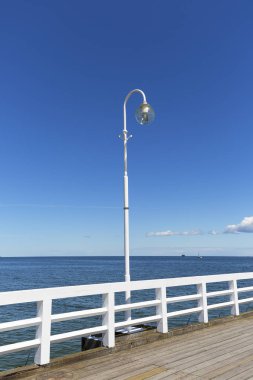 Ahşap Sopot iskele güneşli yaz gün, Sopot, Polonya