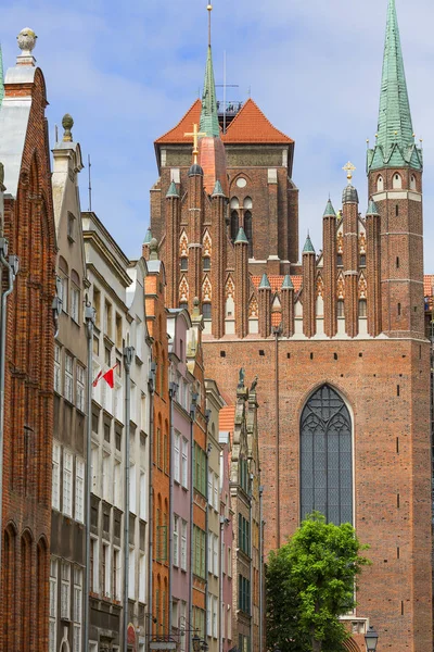 Gdaňsk Polsko Června 2018 Mariacka Street Barevné Fasády Činžovních Domů — Stock fotografie