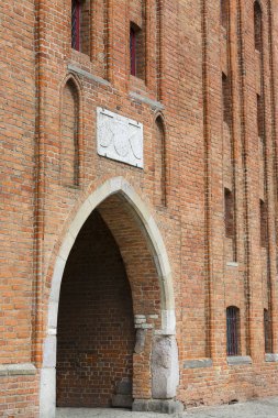 15. yüzyıl Mariacka kapıda nehir Motlawa, uzun köprü, Gdansk, Polonya.