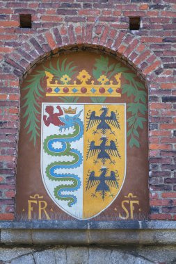 Milan, İtalya - 28 Eylül 2018: 15. yüzyıl Sforza Kalesi (Castello Sforzesco), cephe detay