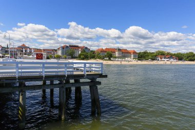 z Sopot iskelesinden ünlü Grand Hotel'e bakış, Sopot, Polonya