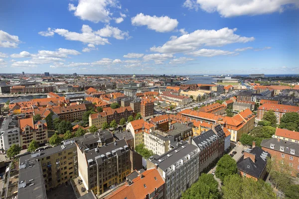 Вид с балкона на город со спиральной башни Церковь Спасителя нашего, Копенгаген, Дания — стоковое фото
