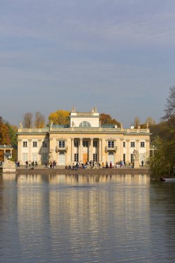 Ada 'daki saray, Hamamlar Sarayı, Varşova Kraliyet Hamamları Parkı, Varşova, Polonya