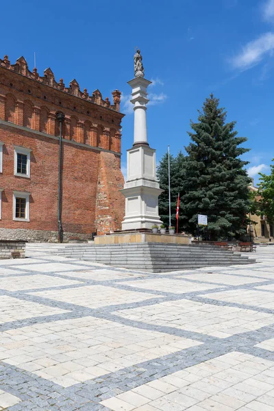 Sandomierz Polonia Julio 2020 Vista Mercado Con Ayuntamiento Gótico Sandomierz — Foto de Stock