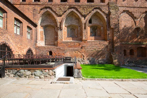 Kwidzyn ポーランド 2020年6月25日 13世紀の中世Kwidzyn城 記念碑的なレンガゴシック様式の城 ドイツ騎士団の城建築の例 — ストック写真