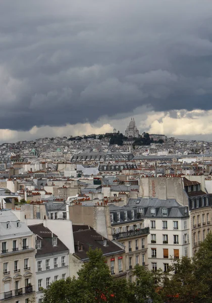 Dramatický Pohled Baziliku Sacre Coeur Zamračený Den Montmartre Paříž Podzimní — Stock fotografie