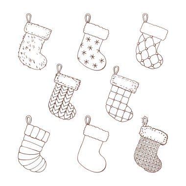 Beyaz bir arka planda kar taneleri ve incilerle örülmüş ve yün kürklü Noel çorapları. Noel ağacı süslemeleri. Kış sembollerinin vektör çizimi. 
