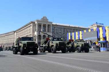Kiev, Ukrayna - 24 Ağustos 2018: Ukrayna Bağımsızlık günü askeri geçit töreni 