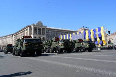 Kiev, Ukrayna - 24 Ağustos 2018: Ukrayna Bağımsızlık günü askeri geçit töreni 