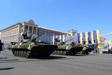 Kiev, Ukrayna - 24 Ağustos 2018: Ukrayna Bağımsızlık günü askeri geçit töreni 