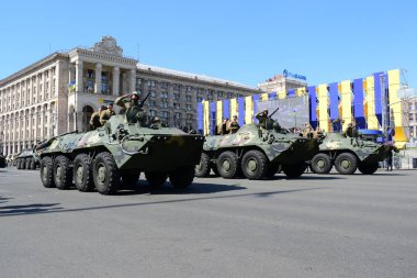 Kiev, Ukrayna - 24 Ağustos 2018: Ukrayna Bağımsızlık günü askeri geçit töreni 