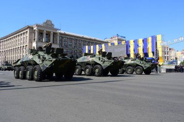 Kiev, Ukrayna - 24 Ağustos 2018: Ukrayna Bağımsızlık günü askeri geçit töreni 