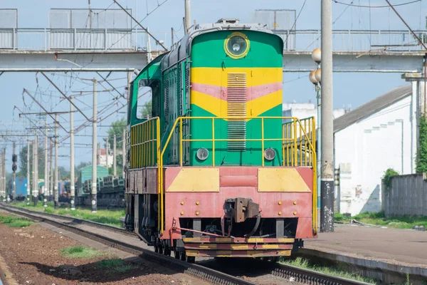 Diesellok Auf Dem Bahnhof — Stockfoto