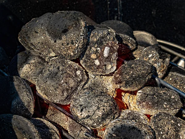 バーベキュー石炭クローズアップ — ストック写真