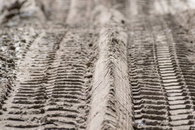 Kamyon lastik parça