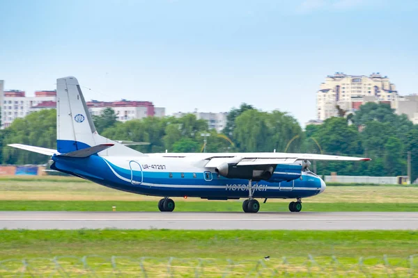 Motor Sich Antonov An-24 — Stock Photo, Image