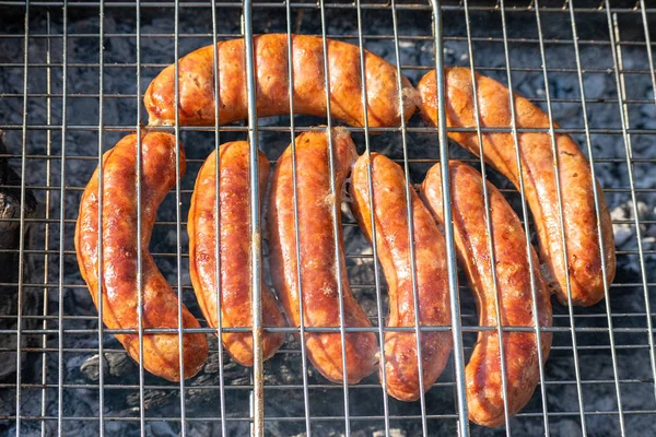 Kolbász a grillen — Stock Fotó