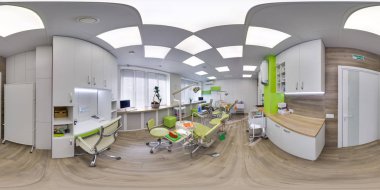 Moskova - yaz 2018, yeşil diş Office açısı 360 ile 3d küresel panorama. Sanal gerçeklik için hazır. Tam equirectangular projeksiyon. Diş Kliniği. Yeşil renk.
