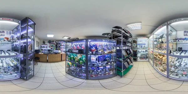Moskova-2018: 3d küresel panorama 360 derecelik görüş açısı otomatik mağaza iç tamir parçalari, yedek parça, araba parçaları ile birlikte. Vr sanal gerçeklik için hazır. Tam equirectangular projeksiyon.