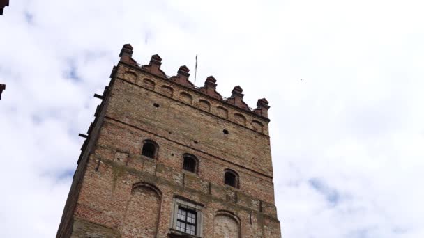 Vieux château, nuages temps tours . — Video