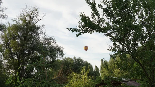 Bunte Heißluftballons Fliegen Punkt Inthanon Über Den Berg Chiang Mai — Stockfoto
