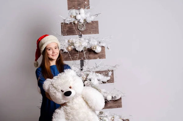 Vacker Lycklig Kvinna Santa Claus Kläder — Stockfoto