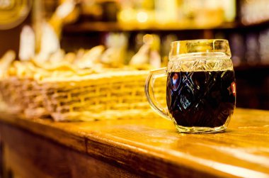 bir bardak bira Bar geleneksel tarzı pub