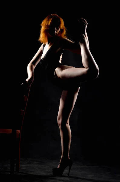 Сексуальна дівчина позує нижню білизну — стокове фото