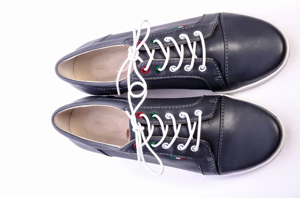 Damskie buty odizolowane na biało — Zdjęcie stockowe
