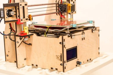 Modern 3D yazıcı yazıcı figür yakın çekim makrosu