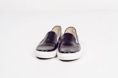 yüksek topuk ayakkabı kadınlar beyaz zemin üzerine izole kırmızı