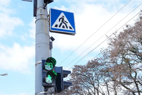 Traffic Light Crosswalk Sign — Stock Photo, Image