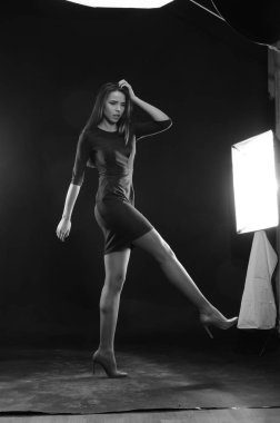 bir mayo içinde moda kız