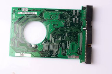 Beyaz izole elektronik bileşenler topluluğu