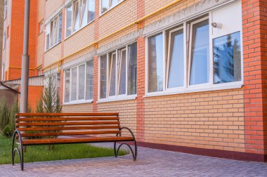 Modern ve yeni apartman. Multistoried, yeni, modern ve şık yaşam blok daireler. Gerçek arazi. Yeni ev. Yeni blok daireler inşa edilmiş