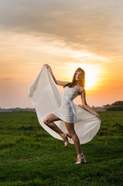 Prenses imajında güzel seksi kız