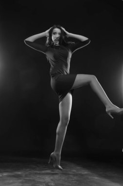 bir mayo içinde moda kız