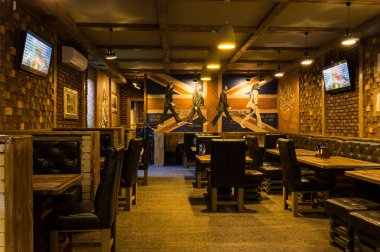 Avrupa tarzında yeni ve temiz lüks restoran Lutsk, Ukrayna 02.03.2017