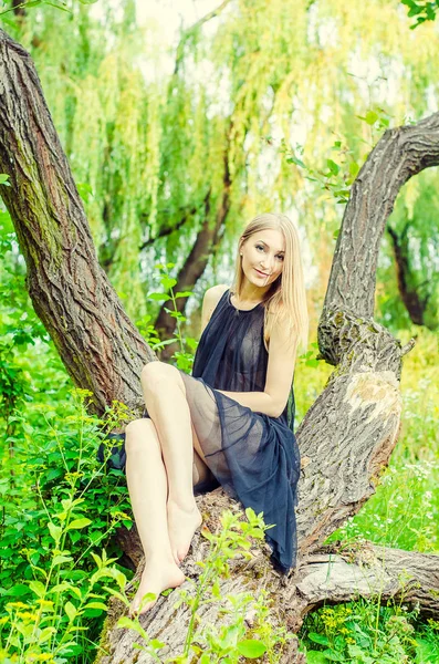 Beautiful sexy blonde outdoors portrait — Stock Photo, Image