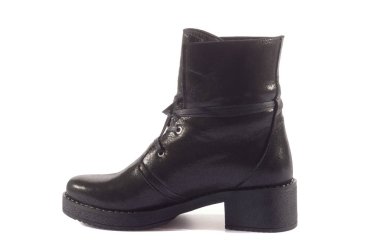 Güzel zarif süet mavi kadın açık yaz ayakkabı sandalet beyaz bir arka plan üzerinde yüksek topuklu, izole.