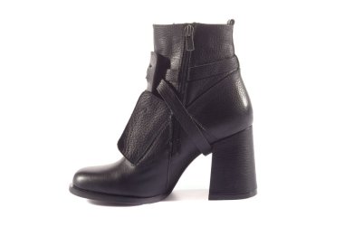 Güzel zarif süet mavi kadın açık yaz ayakkabı sandalet beyaz bir arka plan üzerinde yüksek topuklu, izole.