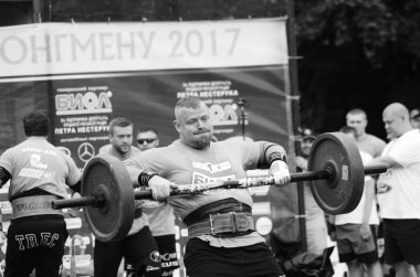 yarış rangmenmen powerlifters Lutsk Volyn Bölgesi Ukrayna, 25.08.17.