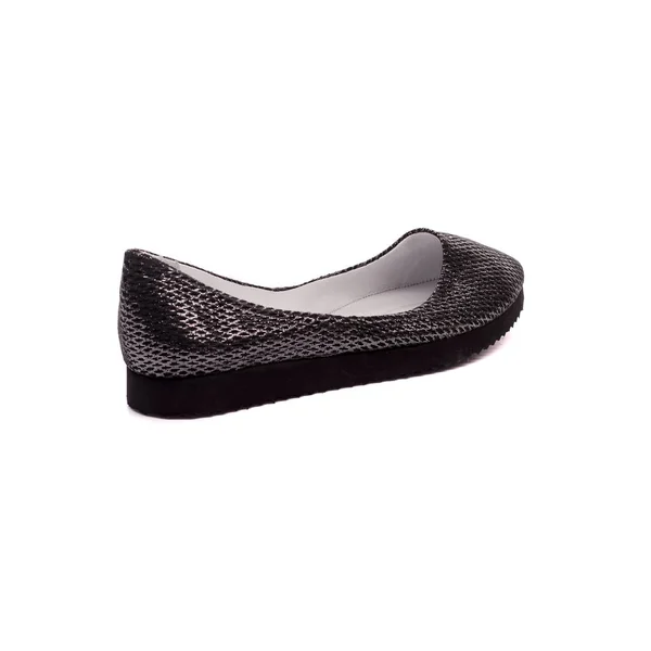 Czarne damskie buty izolowane na białym tle — Zdjęcie stockowe