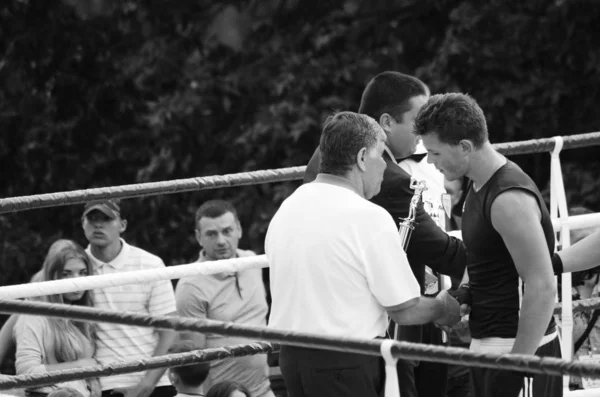 Competições de boxe ao ar livre. Região de Lutsk Volyn Ucrânia, 25.08.17 . — Fotografia de Stock